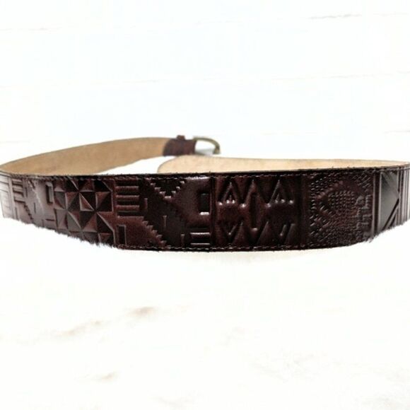 RITZ COLLECTION Aztec Stamped Leather Belt - Picture 3 of 7